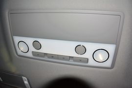 2012款大众辉腾3.6L尊享定制型