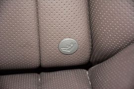 2012款大众辉腾3.6L尊享定制型