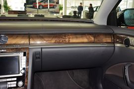 2012款大众辉腾3.6L尊享定制型
