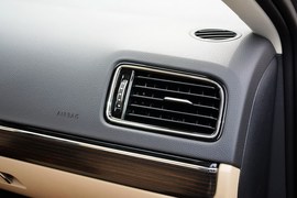 2015款大众速腾230TSI
