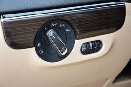 2015款大众速腾230TSI