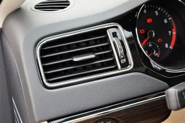2015款大众速腾230TSI