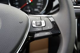 2015款大众速腾230TSI