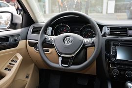 2015款大众速腾230TSI