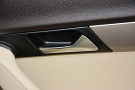 2015款大众迈腾1.8TSI领先型