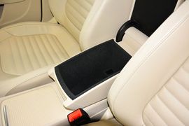 2015款大众迈腾1.8TSI领先型