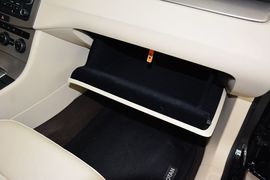 2015款大众迈腾1.8TSI领先型