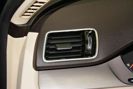 2015款大众迈腾1.8TSI领先型