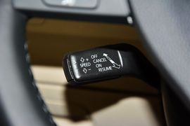 2015款大众迈腾1.8TSI领先型