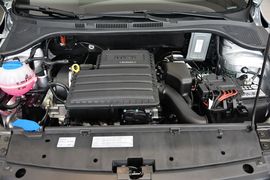 2015款大众捷达1.4L手动舒适型