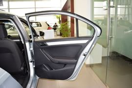2015款大众捷达1.4L手动舒适型