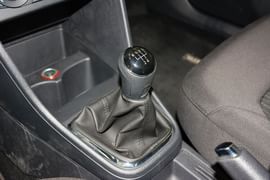 2015款大众捷达1.4L手动舒适型