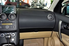 2015款日产逍客2.0XV