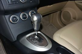 2015款日产逍客2.0XV