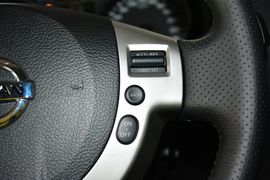 2015款日产逍客2.0XV