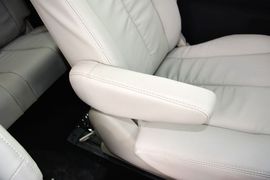2015款马自达8