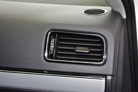 2015款大众速腾230TSI手动舒适型