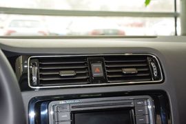 2015款大众速腾230TSI手动舒适型