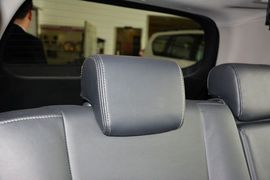 2015款丰田RAV4