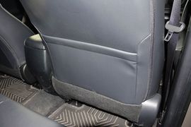 2015款丰田RAV4
