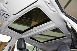 2015款丰田RAV4