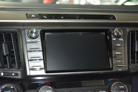 2015款丰田RAV4