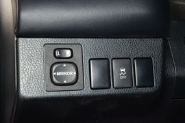 2015款丰田RAV4