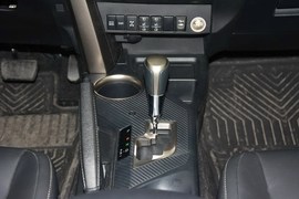 2015款丰田RAV4