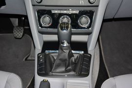 2014款斯柯达速派1.8TSI手动名仕版