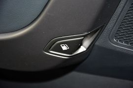 2013款现代全新胜达2.4L自动四驱智能型
