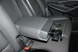 2013款现代全新胜达2.4L自动四驱智能型