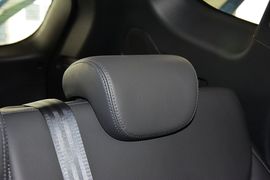 2013款现代全新胜达2.4L自动四驱智能型