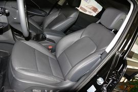 2013款现代全新胜达2.4L自动四驱智能型