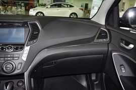 2013款现代全新胜达2.4L自动四驱智能型