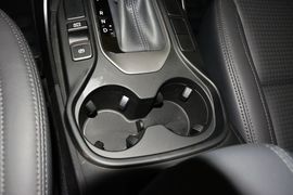 2013款现代全新胜达2.4L自动四驱智能型