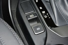 2013款现代全新胜达2.4L自动四驱智能型
