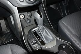 2013款现代全新胜达2.4L自动四驱智能型