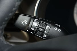 2013款现代全新胜达2.4L自动四驱智能型