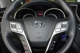 2013款现代全新胜达2.4L自动四驱智能型