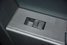2014款丰田卡罗拉1.6L