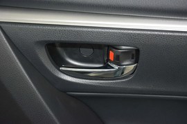 2014款丰田卡罗拉1.6L