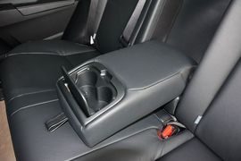 2014款丰田卡罗拉1.6L