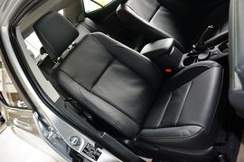 2014款丰田卡罗拉1.6L