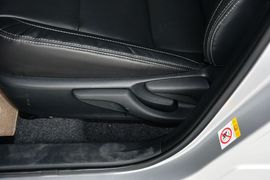 2014款丰田卡罗拉1.6L