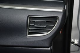 2014款丰田卡罗拉1.6L