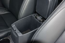 2014款丰田卡罗拉1.6L
