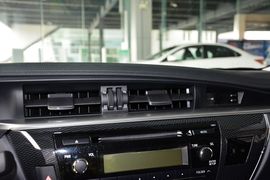 2014款丰田卡罗拉1.6L
