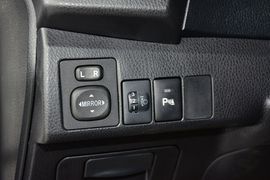 2014款丰田卡罗拉1.6L
