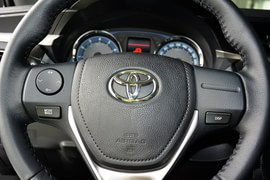 2014款丰田卡罗拉1.6L