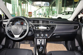 2014款丰田卡罗拉1.6L
